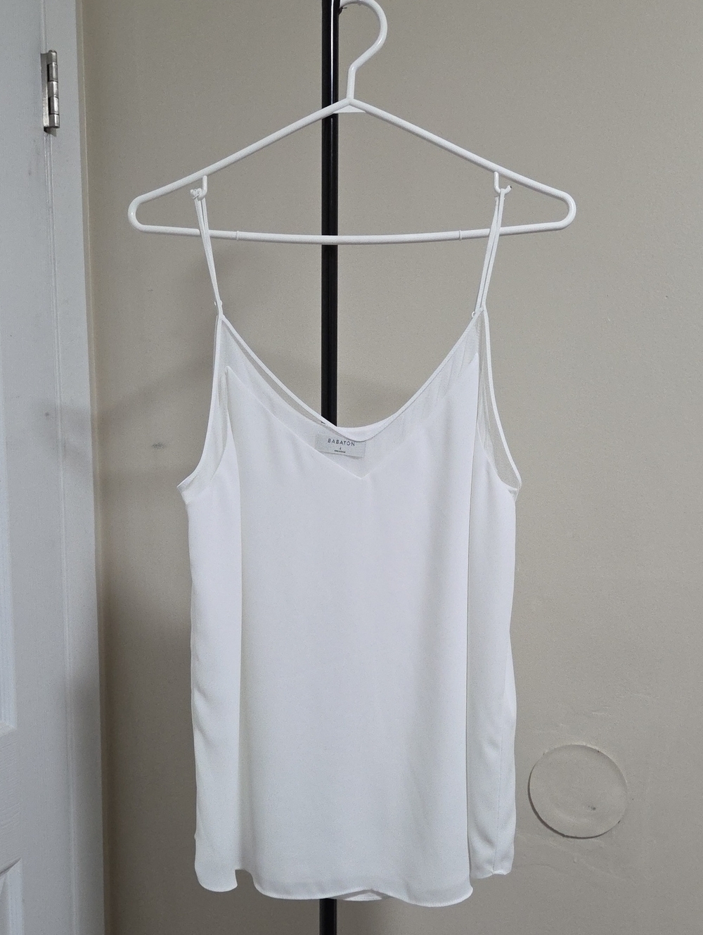 Babaton White V-Neck Silk Cami Tank Top